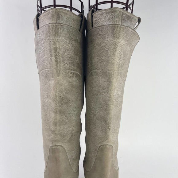 Frye Women's Paige Tall Leather Riding boots US 7.5 Beige Leather Knee-High Boot - Picture 7 of 16